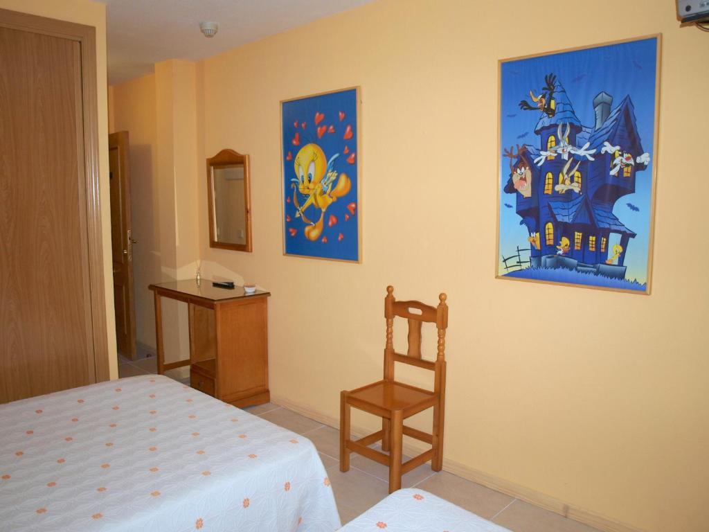 Hostal El Parque San Martin De La Vega Exterior photo